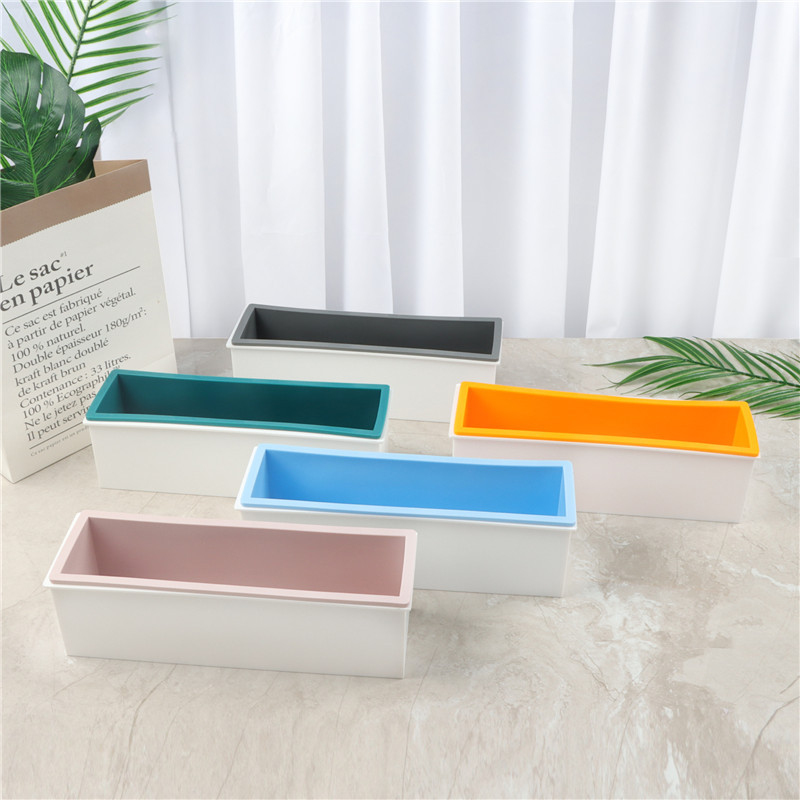 Soap Making Accessories - Plastic box + Silicone inner support