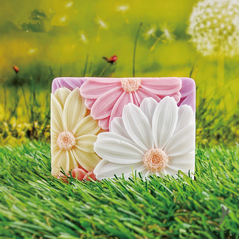 Newest!!!3d Elegant Sunflower  - Soap Making Accessories のレビューと価格