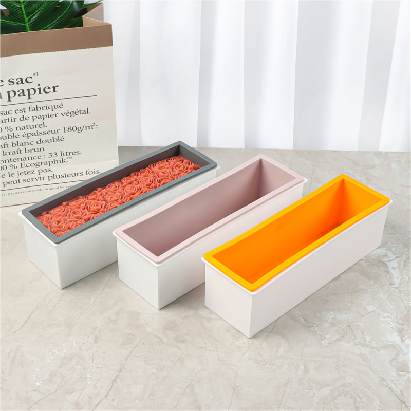 Plastic box + Silicone inner s - Soap Making Accessories のレビューと価格