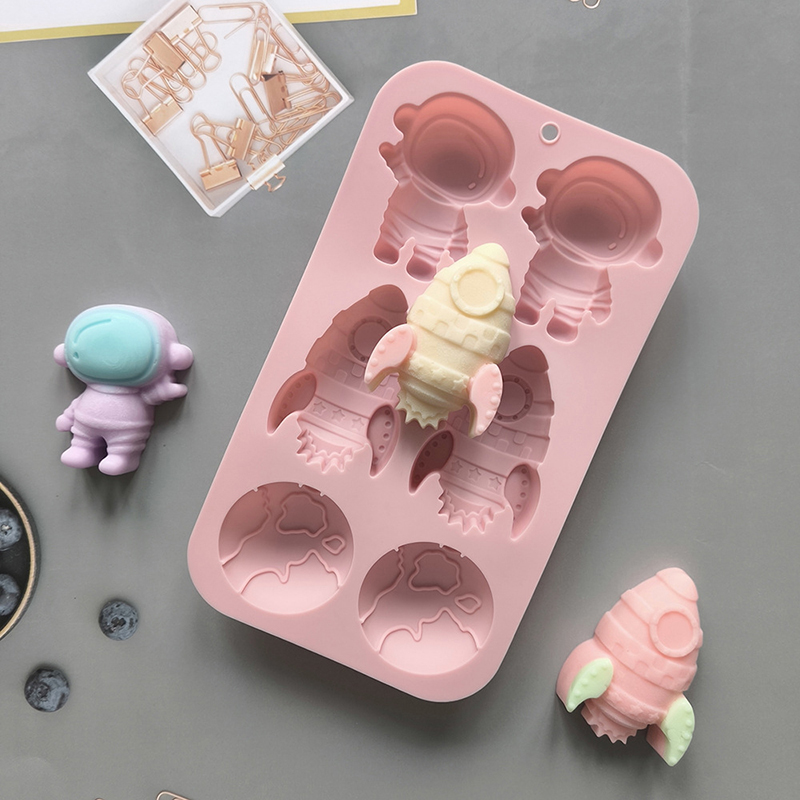 6-hole Cartoon Astronaut Rocke - Soap Making Accessories のレビューと価格