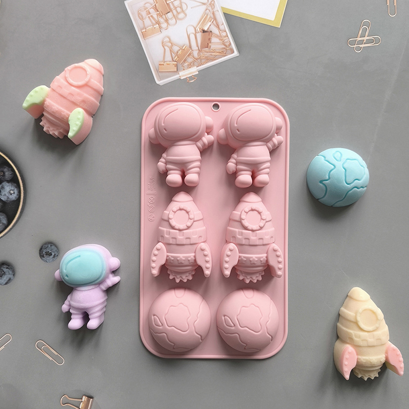 6-hole Cartoon Astronaut Rocke - Soap Making Accessories のレビューと価格