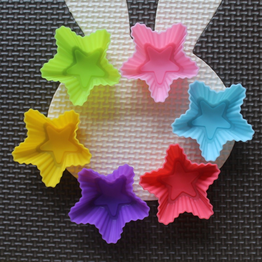 6 Pcs Set Non-Stick Flower Des - Soap Making Kit のレビューと価格