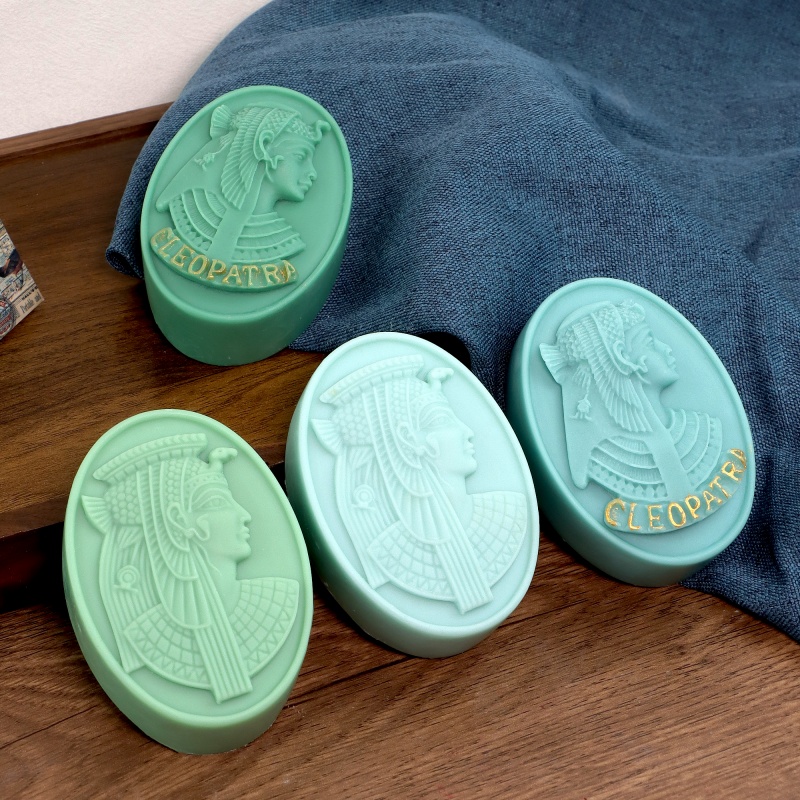 Cleopatra Silicone Candle Mold - Quality Soap Making Kit のレビューと価格